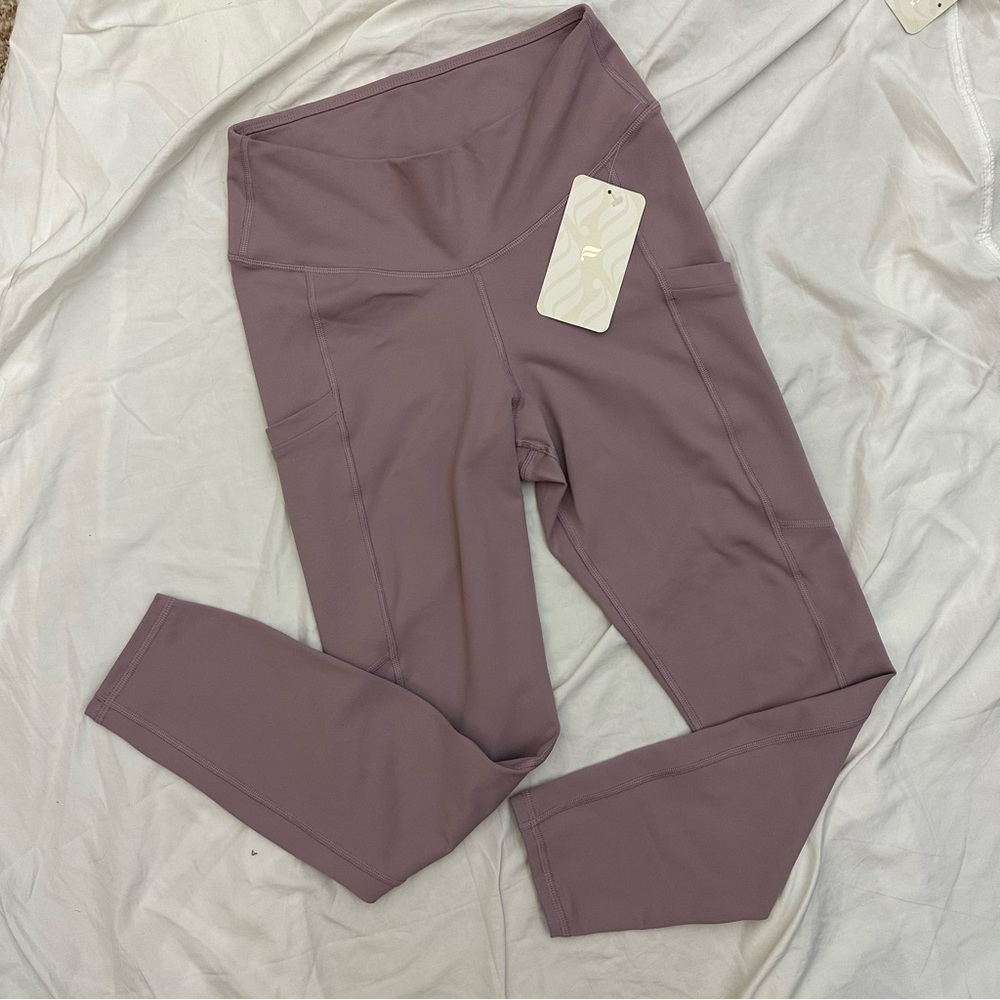 NWT Fabletics Leggings